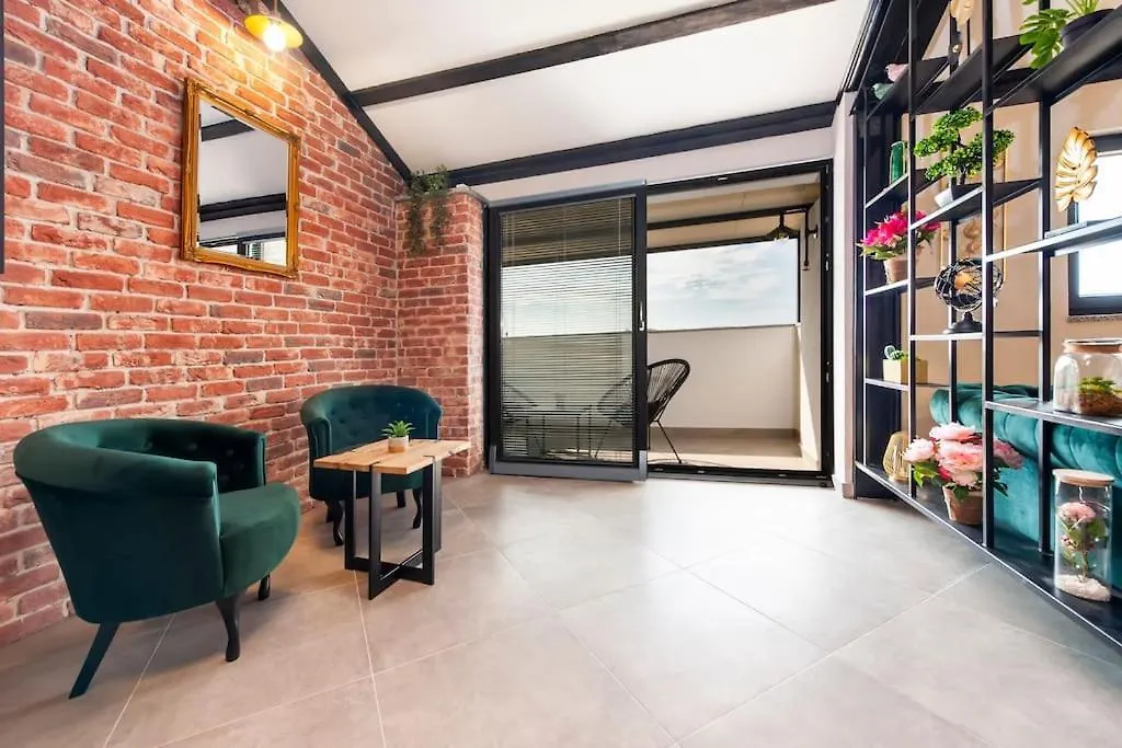 Cosy And Modern Attic Apartment To Enjoy Rovinj!  Rovinj