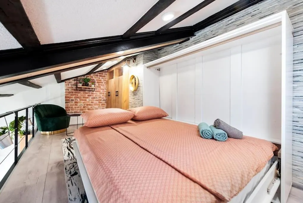 Cosy And Modern Attic Apartment To Enjoy Rovinj! 0*, Rovinj Croatia